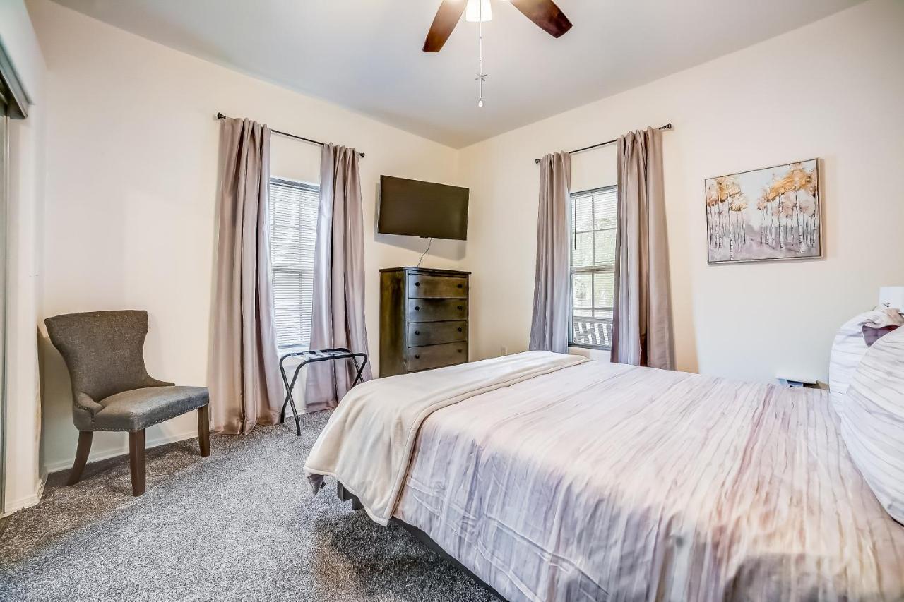 Midtown Modern Farmhouse San Antonio Exteriör bild